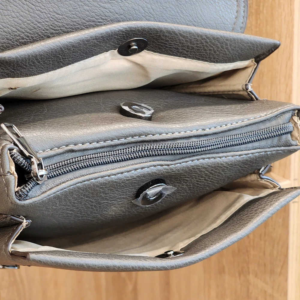AR New York Men's Leather Gray Multi Compartment Casual Messenger Crossbody Bag